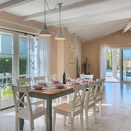 بيت للعطل Luka بولا