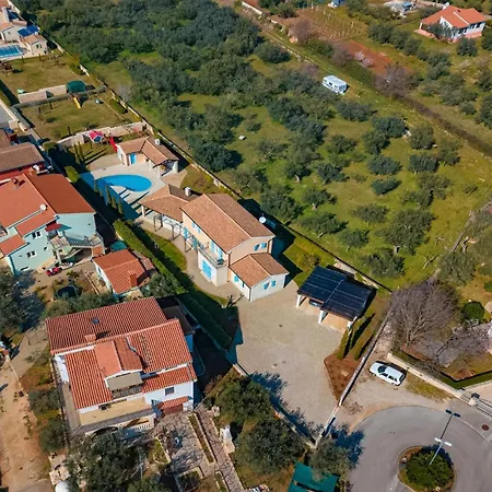 Luka Holiday home Pula