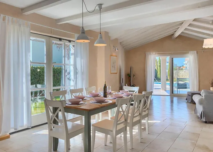 Holiday home Luka Pula