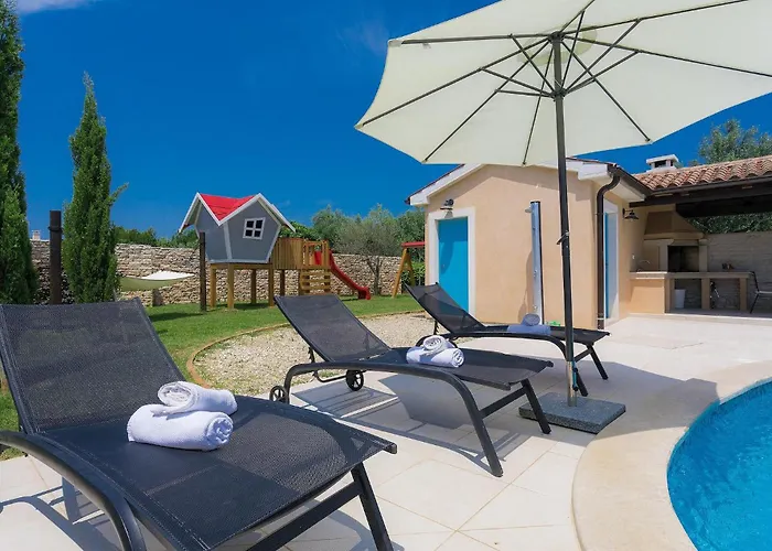 Holiday home Luka Pula